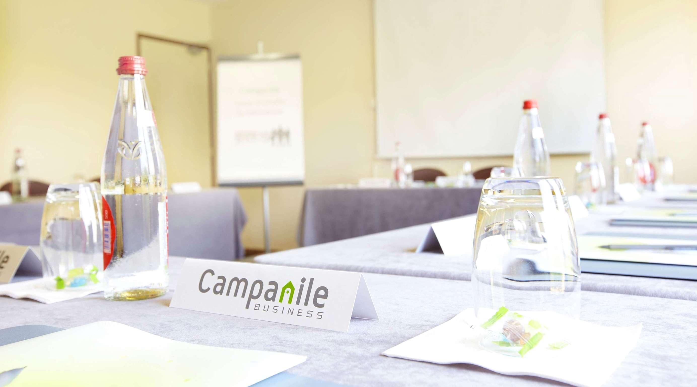 Campanile Paris Est Bobigny Hotel Exterior photo