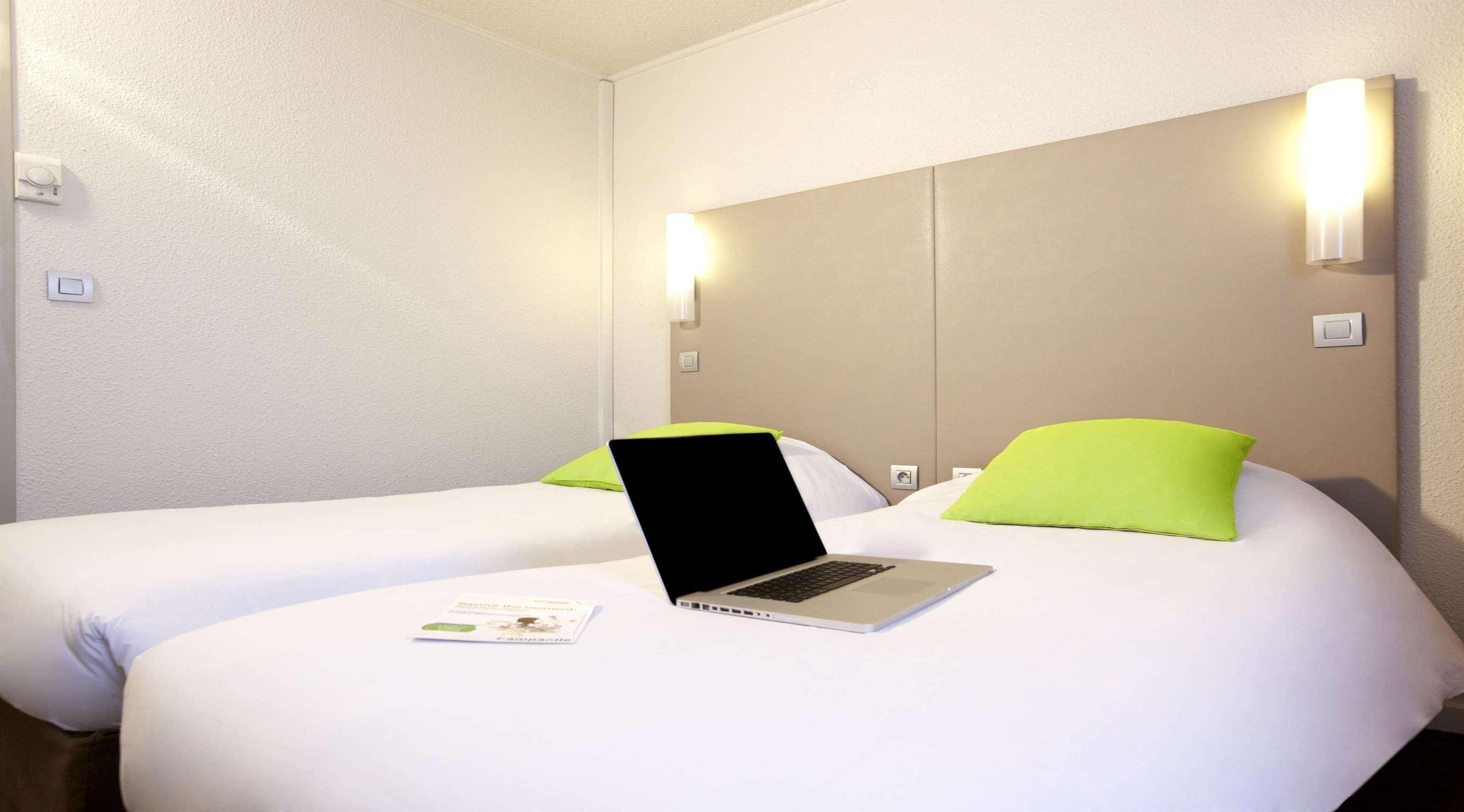 Campanile Paris Est Bobigny Hotel Exterior photo